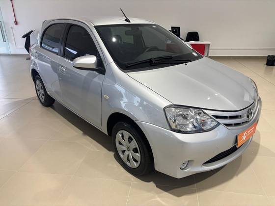 TOYOTA ETIOS 1.5 XS 16V FLEX 4P MANUAL